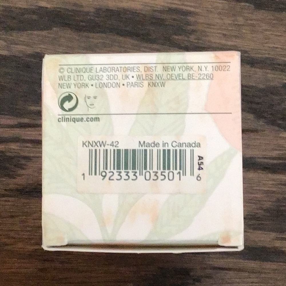 🌟 Clinique Even Better Makeup SPF 25– Shade CN 02 Breeze (VF - Picture 2 of 2